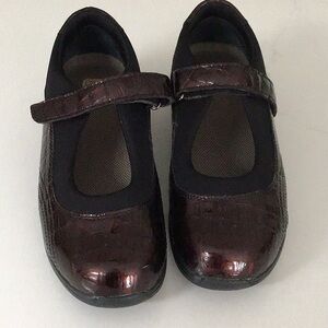 Ladies Mary Jane’s